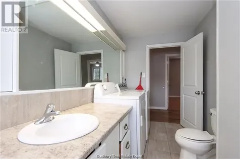 1663 Wendy Street Val Caron ON P3L 1N9