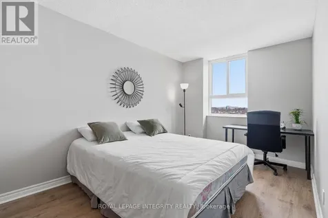 2000 Jasmine Crescent Ottawa ON K1J 8K4