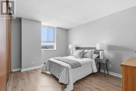 2000 Jasmine Crescent Ottawa ON K1J 8K4