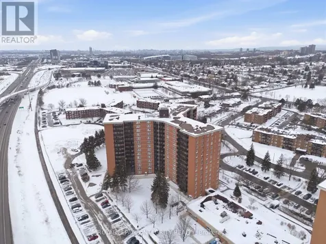 2000 Jasmine Crescent Ottawa ON K1J 8K4