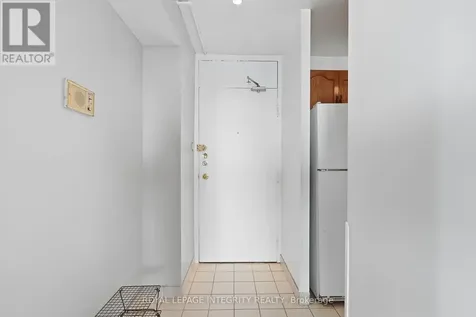 2000 Jasmine Crescent Ottawa ON K1J 8K4