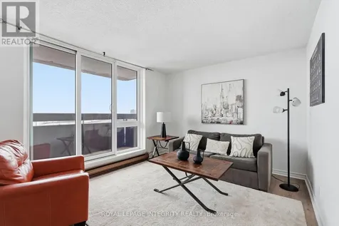 2000 Jasmine Crescent Ottawa ON K1J 8K4