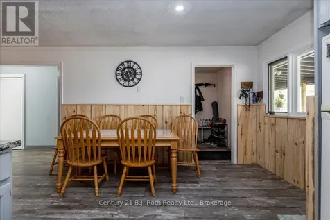 2286 Flos 10 Road Springwater ON L0L 1P0