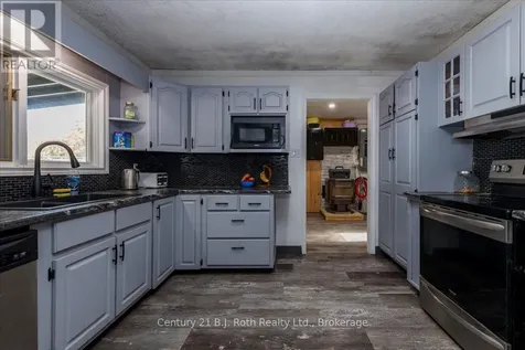 2286 Flos 10 Road Springwater ON L0L 1P0