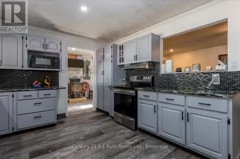 2286 Flos 10 Road Springwater ON L0L 1P0