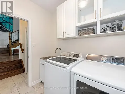 488 Linden Drive Cambridge ON N3H 5L5