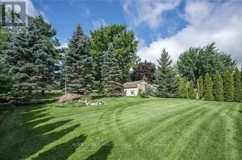 6802 Riverview Drive South Glengarry ON K6H 7M1