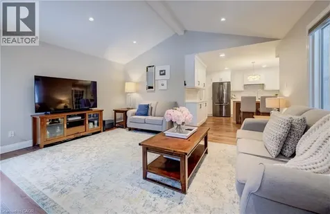 15 Mcleod Court Kitchener ON N2R 1A9