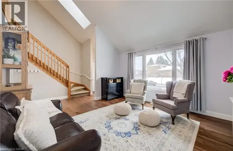 15 Mcleod Court Kitchener ON N2R 1A9