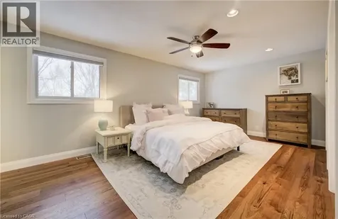 15 Mcleod Court Kitchener ON N2R 1A9