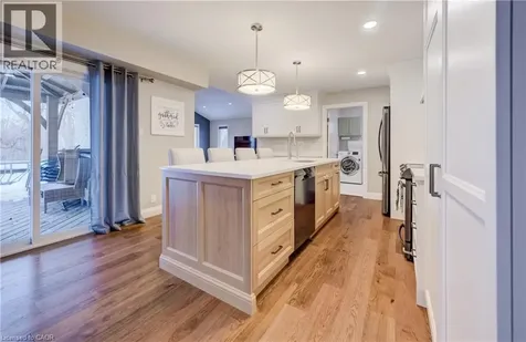 15 Mcleod Court Kitchener ON N2R 1A9