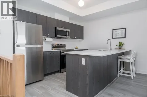 33 Red Maple Lane Barrie ON L9J 0N4