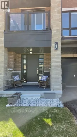 33 Red Maple Lane Barrie ON L9J 0N4