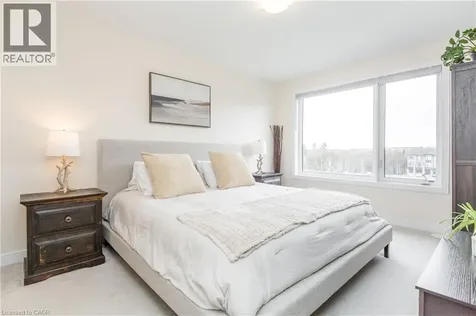 33 Red Maple Lane Barrie ON L9J 0N4