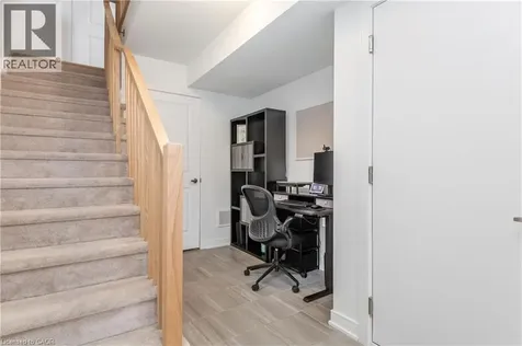 33 Red Maple Lane Barrie ON L9J 0N4