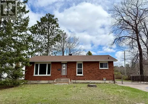 114 Hemlock Street Petawawa ON K8H 3C2