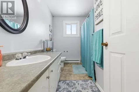 114 Hemlock Street Petawawa ON K8H 3C2