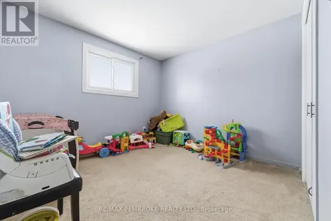 114 Hemlock Street Petawawa ON K8H 3C2