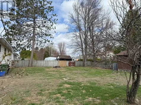 114 Hemlock Street Petawawa ON K8H 3C2
