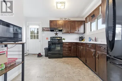 114 Hemlock Street Petawawa ON K8H 3C2