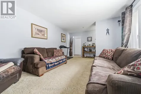 114 Hemlock Street Petawawa ON K8H 3C2