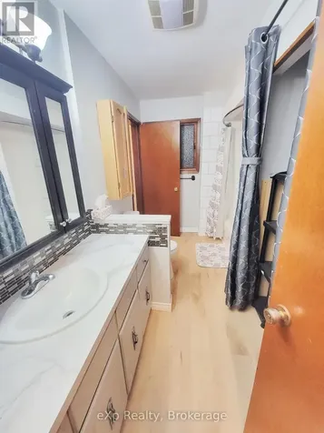 920 5th Avenue East Owen Sound ON N4K 2S2
