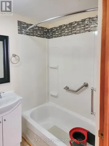920 5th Avenue East Owen Sound ON N4K 2S2