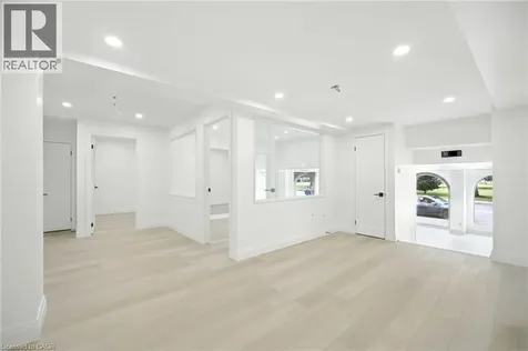 1583 Main Street East Hamilton ON L8H 1C4