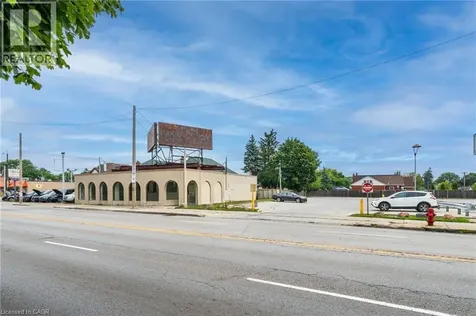 1583 Main Street East Hamilton ON L8H 1C4