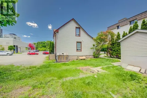 11 Simcoe Street Cambridge ON N1R 1N7