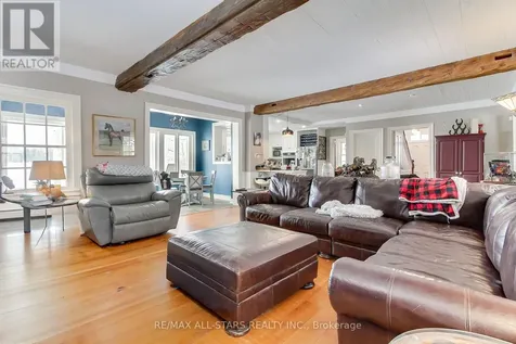 4901 Vandorf Road West Whitchurch-stouffville ON L4A 7X5