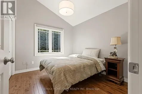 9 Bayview Road Brockville ON K6V 5S2