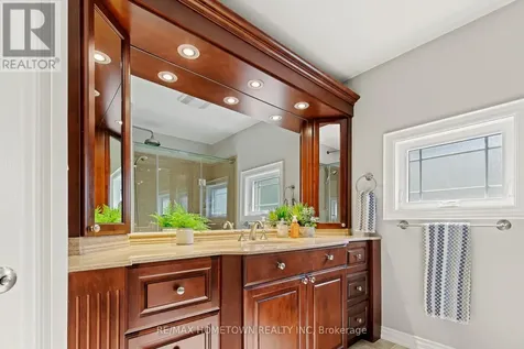 9 Bayview Road Brockville ON K6V 5S2