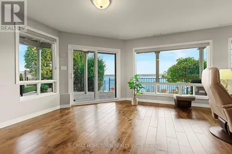 9 Bayview Road Brockville ON K6V 5S2