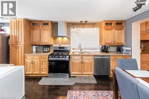 243 Federal Street Stoney Creek ON L8E 1P6