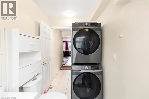 243 Federal Street Stoney Creek ON L8E 1P6