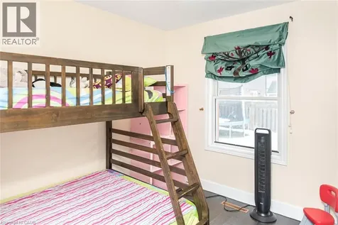 243 Federal Street Stoney Creek ON L8E 1P6