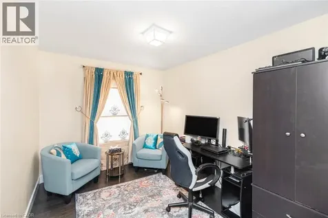 243 Federal Street Stoney Creek ON L8E 1P6