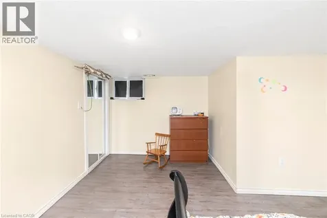 243 Federal Street Stoney Creek ON L8E 1P6