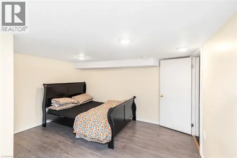 243 Federal Street Stoney Creek ON L8E 1P6