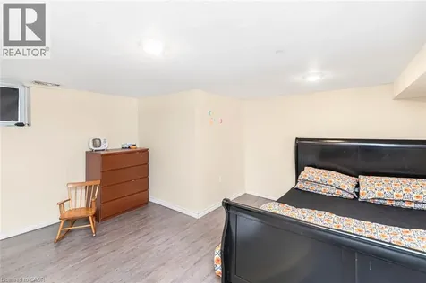 243 Federal Street Stoney Creek ON L8E 1P6