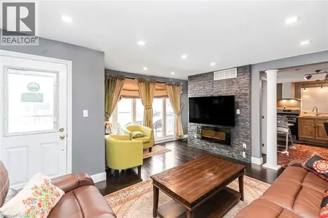 243 Federal Street Stoney Creek ON L8E 1P6
