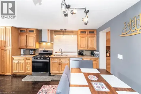 243 Federal Street Stoney Creek ON L8E 1P6