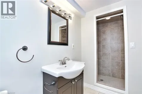 25 Endfield Avenue Hamilton ON L8T 2L3
