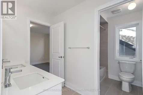 9 Sun Valley Avenue Wasaga Beach ON L9Z 0N6
