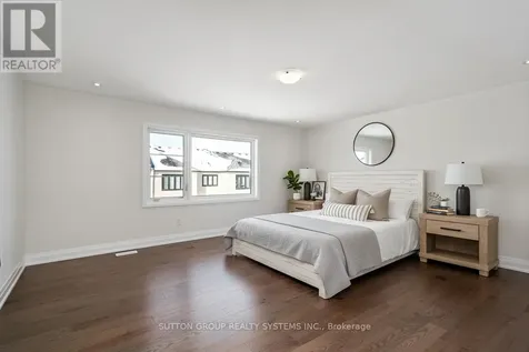 9 Sun Valley Avenue Wasaga Beach ON L9Z 0N6