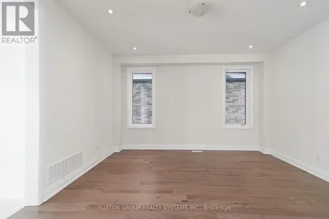 9 Sun Valley Avenue Wasaga Beach ON L9Z 0N6