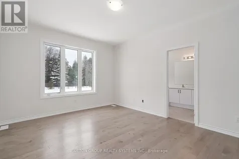 146 Roseanne Circle Wasaga Beach ON L9Z 0N1
