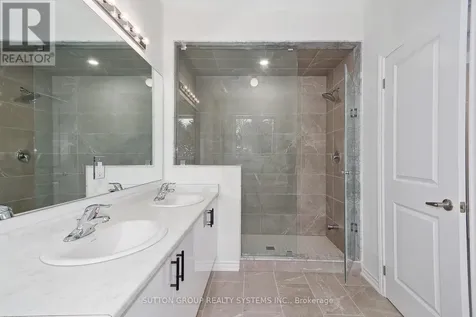 146 Roseanne Circle Wasaga Beach ON L9Z 0N1