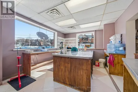 84 Ontario Street Port Hope ON L1A 2T8